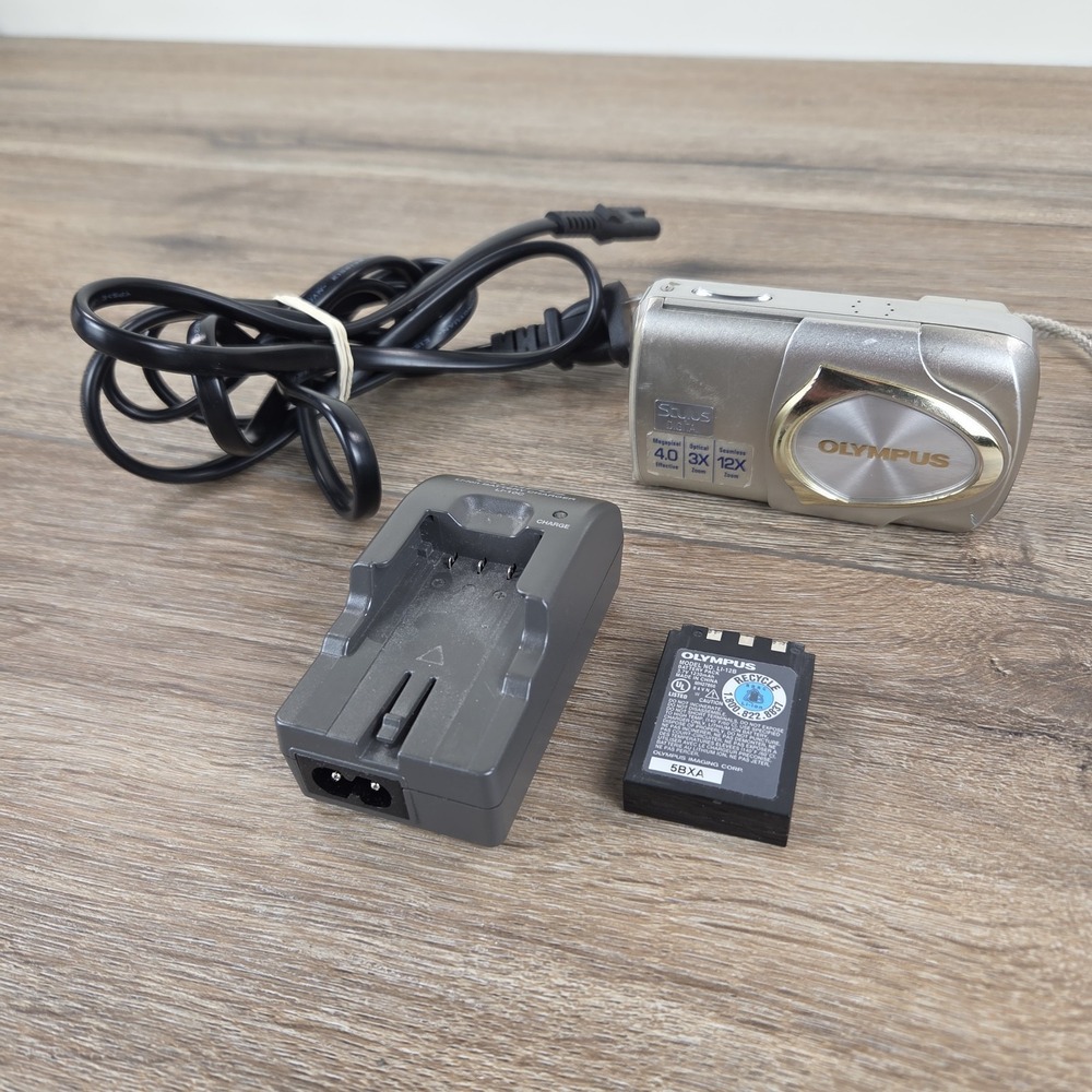 Olympus Stylus 410 Digital 4MP Camera W/ LI-10B Battery Charger Tested Works